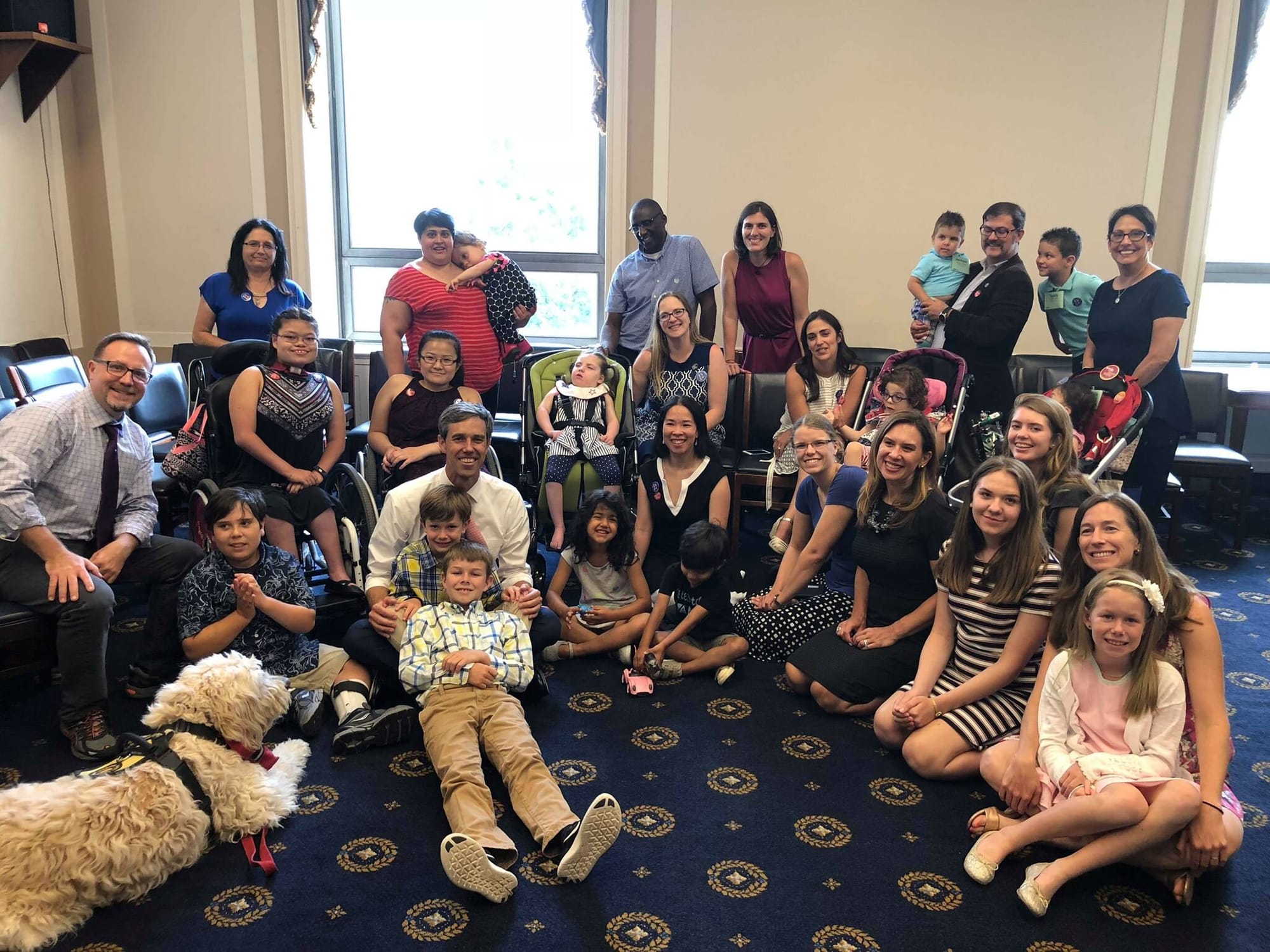 Large group of Little Lobbyists families with the family of a congressperson.